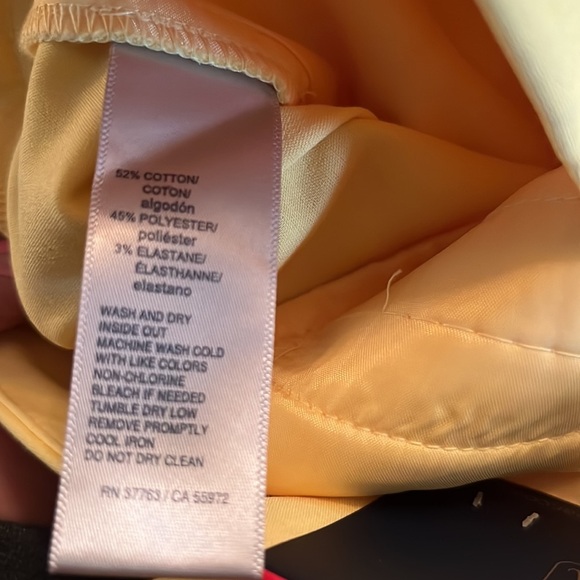 Rafaela curvy women’s capris - Picture 9 of 9